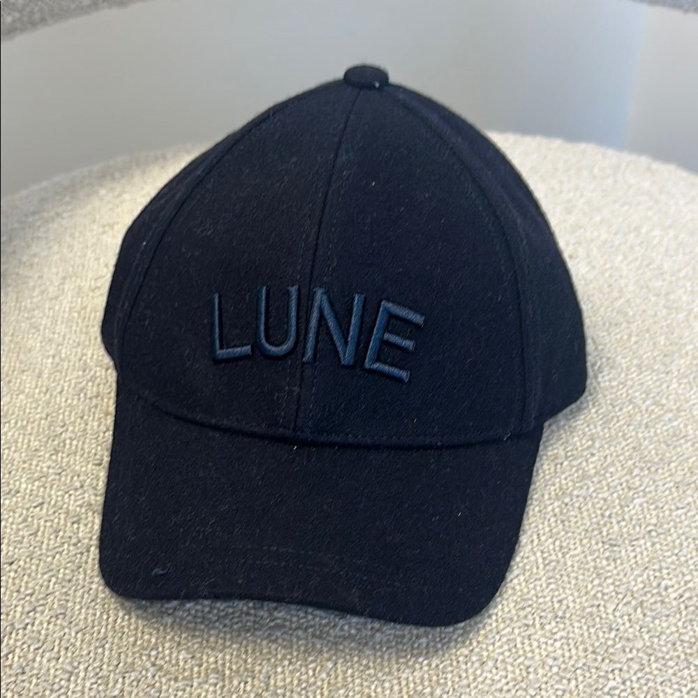 LUNE Davey Wool Logo Baseball Cap Dark Navy Blue New